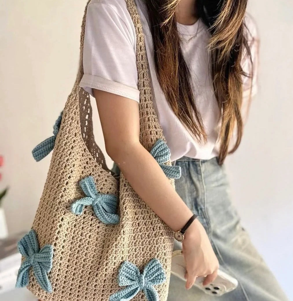 Crochet bow hobo bag