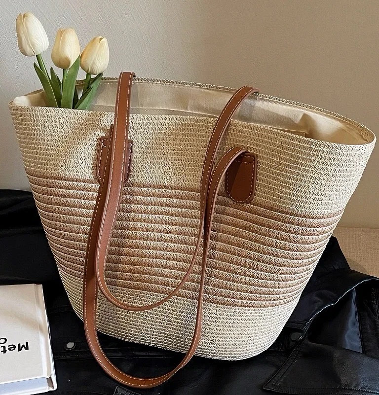 Summer straw bags