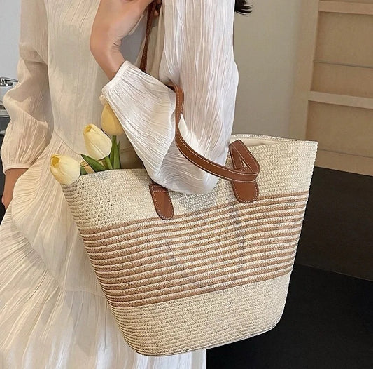 Summer straw bags